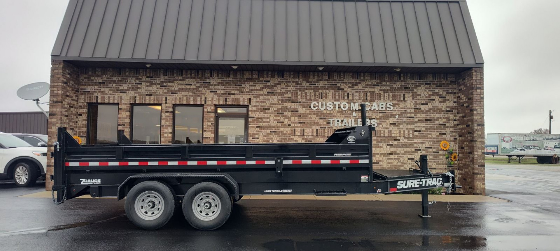 New 2025 Sure-Trac 82"x16' Pro Series Dump Trailer