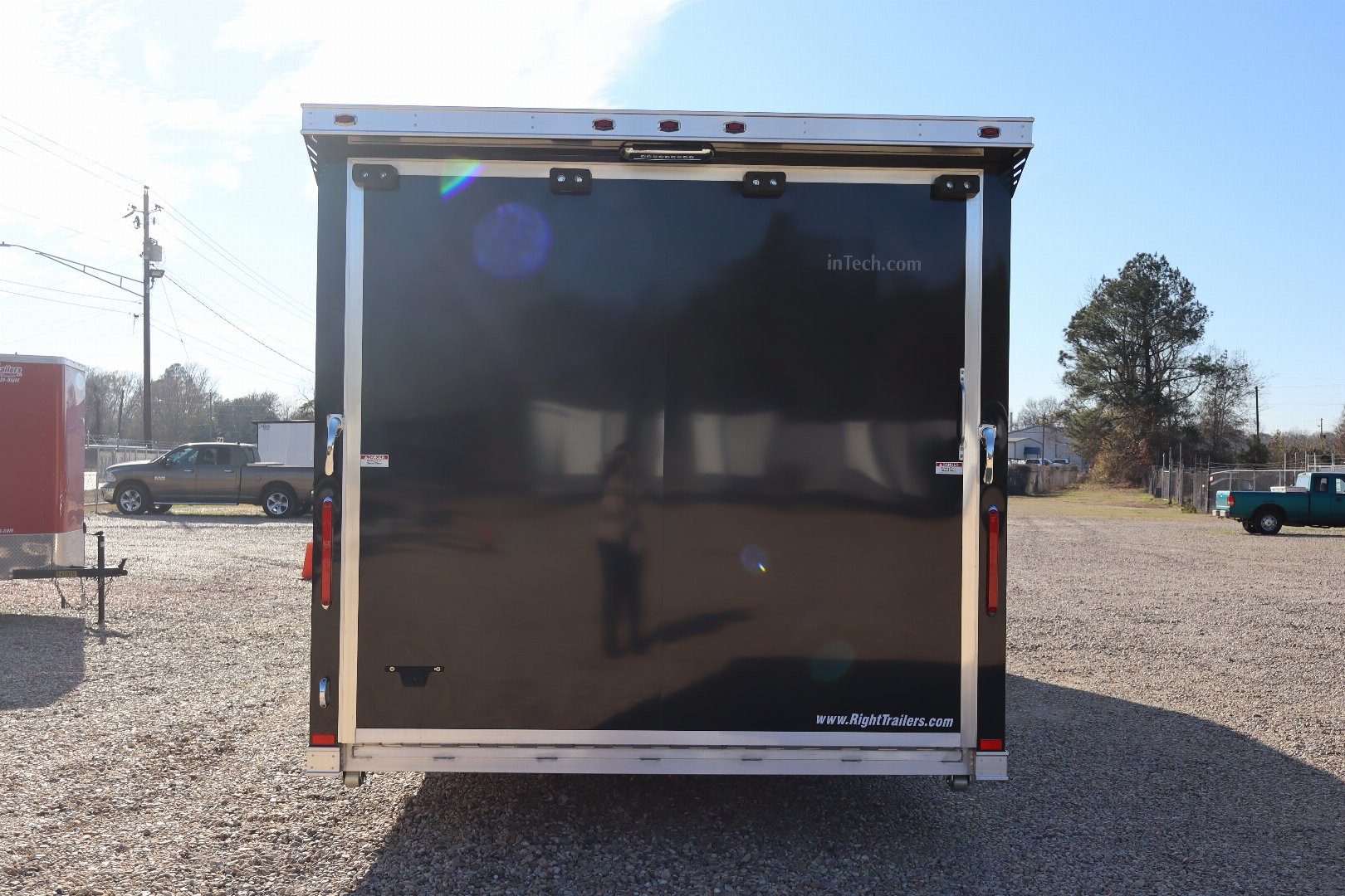 New 2024 8.5x28 inTech Trailers Race Trailer