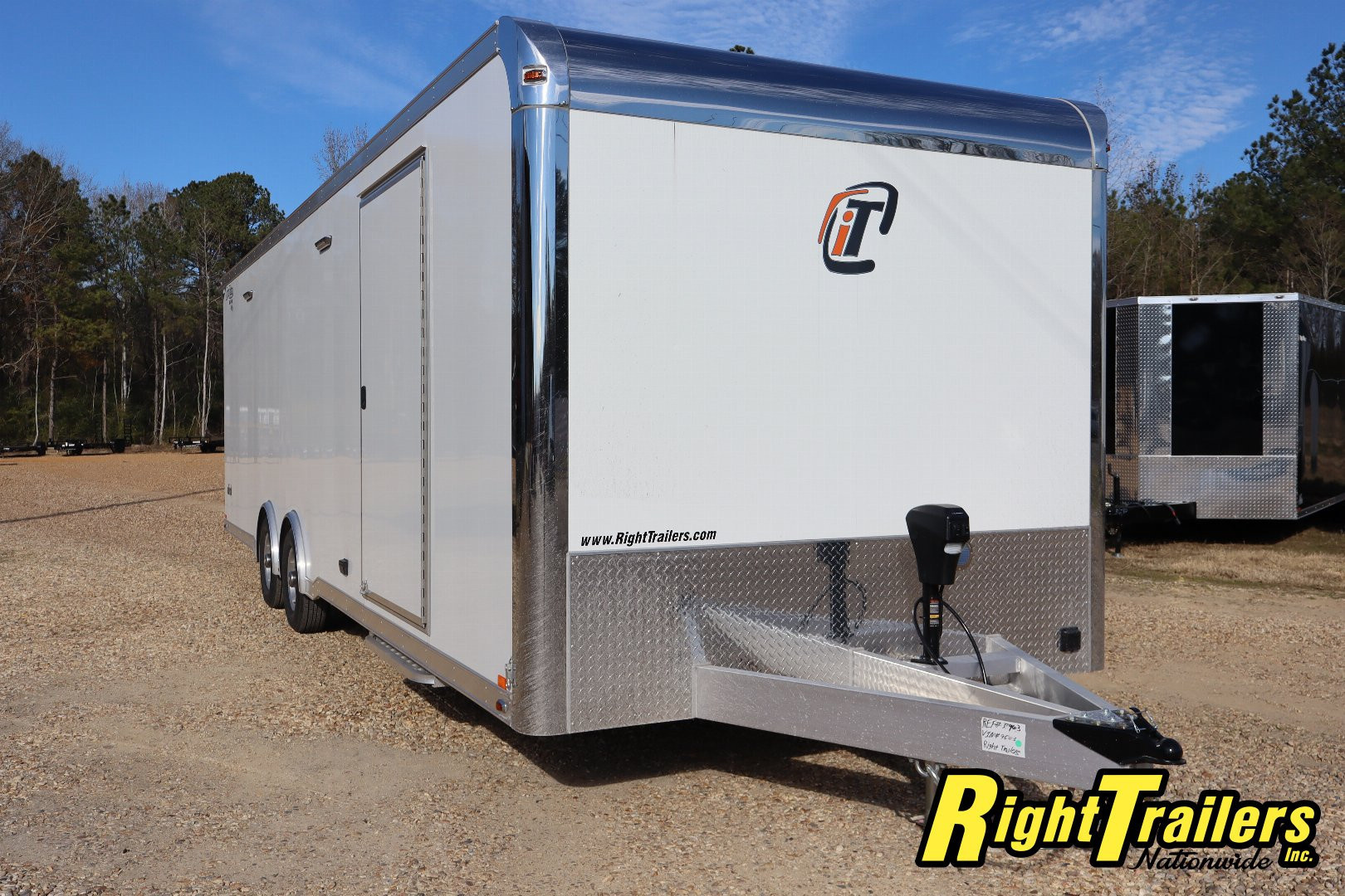 New 8.5x28 inTech Race Trailer