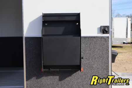 New 8.5x28 inTech Race Trailer
