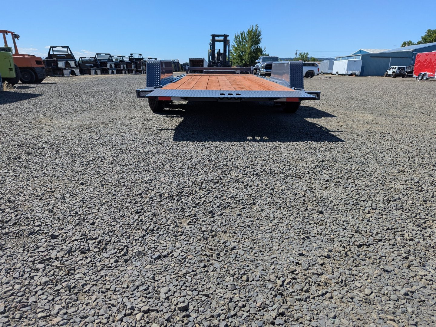 New 2026 Versatile Trailers SF204 20' /10K SPLIT Tilt Trailer