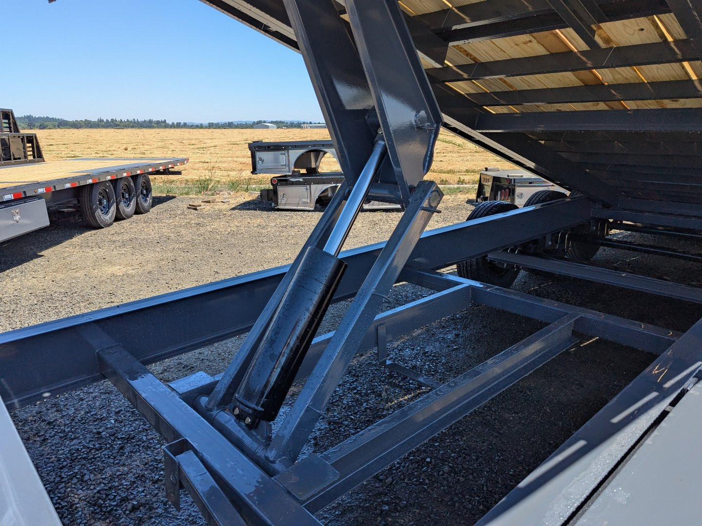 New 2026 Lamar Trailers 102X26/21K Tilt Trailer