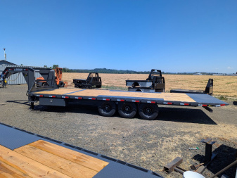 New 2026 Lamar Trailers 102X26/21K GOOSENECK Tilt Trailer