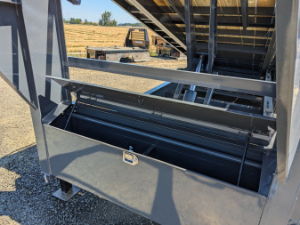 New 2026 Lamar Trailers 102X26/21K GOOSENECK Tilt Trailer