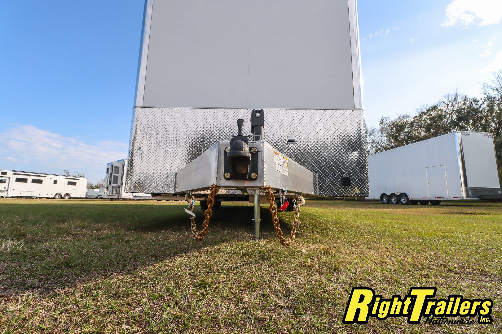 New 2025 8.5X32 inTech Stacker