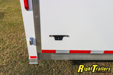 New 2025 8.5X32 inTech Stacker