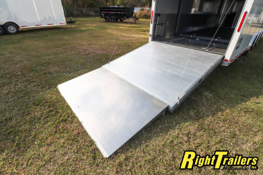 New 2025 8.5X32 inTech Stacker