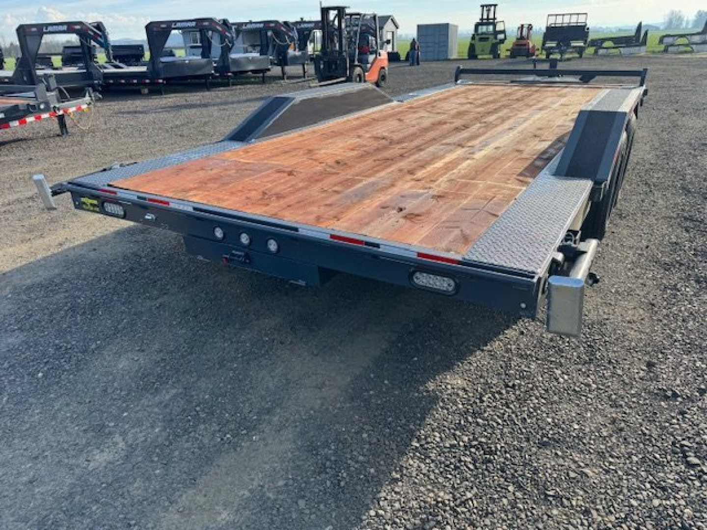New 2026 Versatile Trailers 7X20/16K FB Flatbed Trailer ROCKCRAWLER