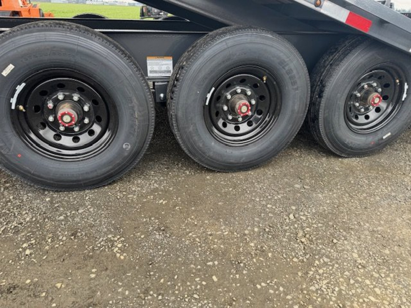 New 2025 Lamar Trailers FA 102 X 26'/21K FULL TILT Tilt Trailer