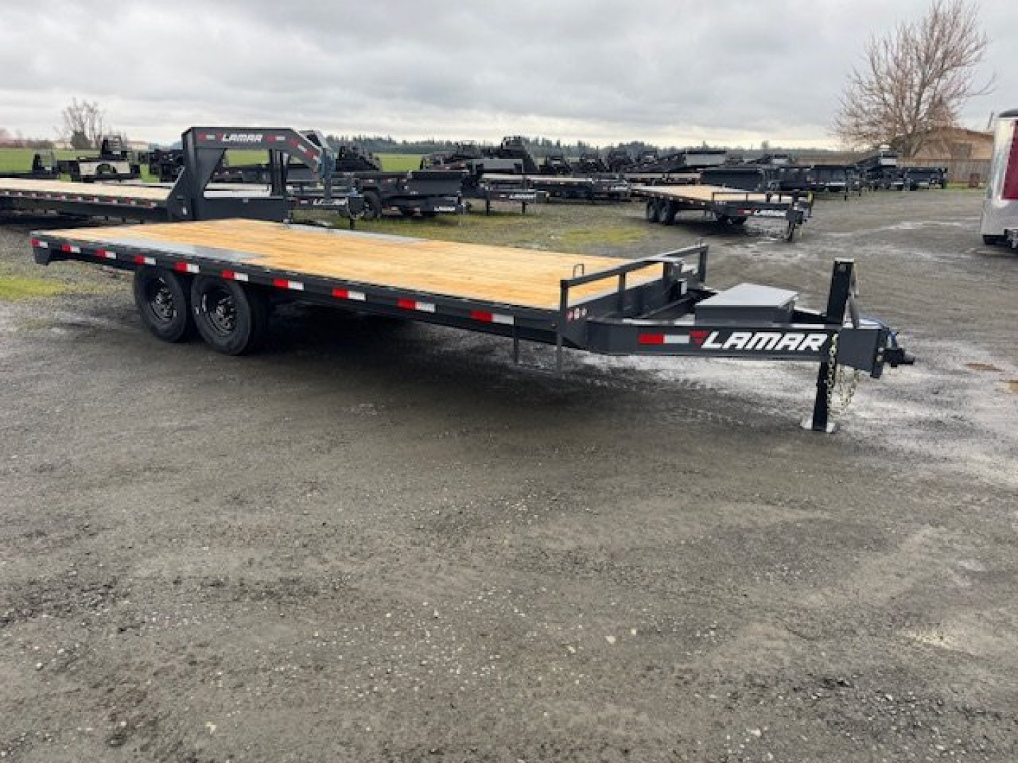 New 2025 Lamar Trailers Inc F8 102" x 20' 14K Deckover Trailer