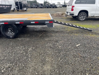 New 2025 Lamar Trailers Inc F8 102" x 20' 14K Deckover Trailer