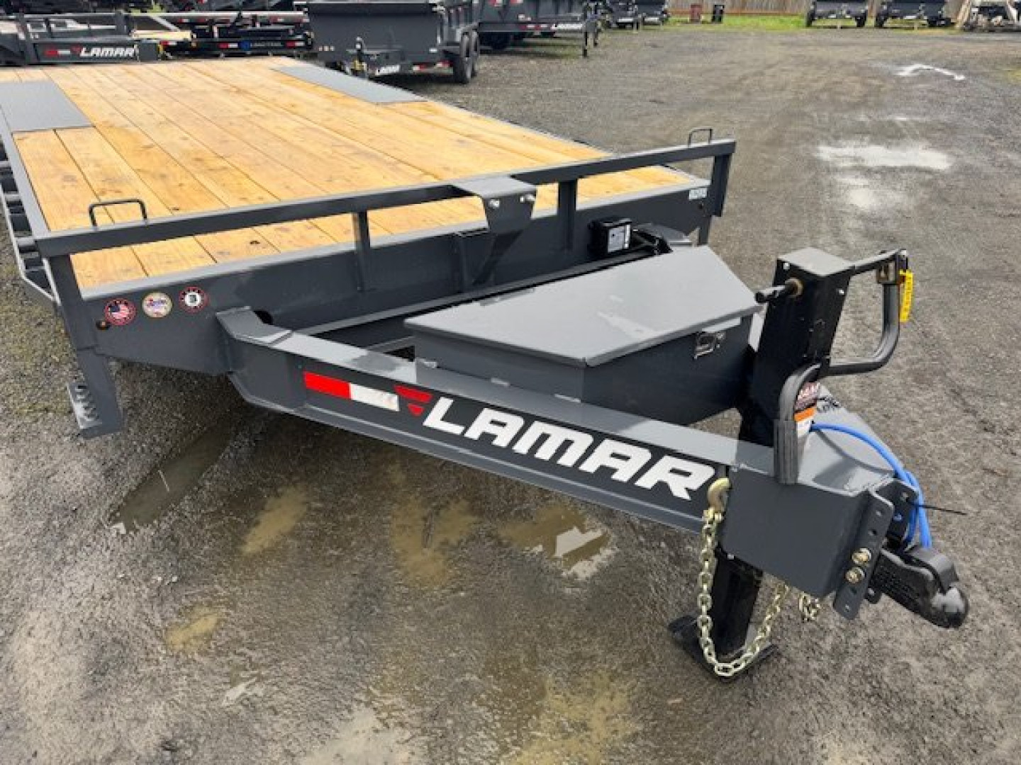 New 2025 Lamar Trailers Inc F8 102" x 18' 14K Deckover Trailer