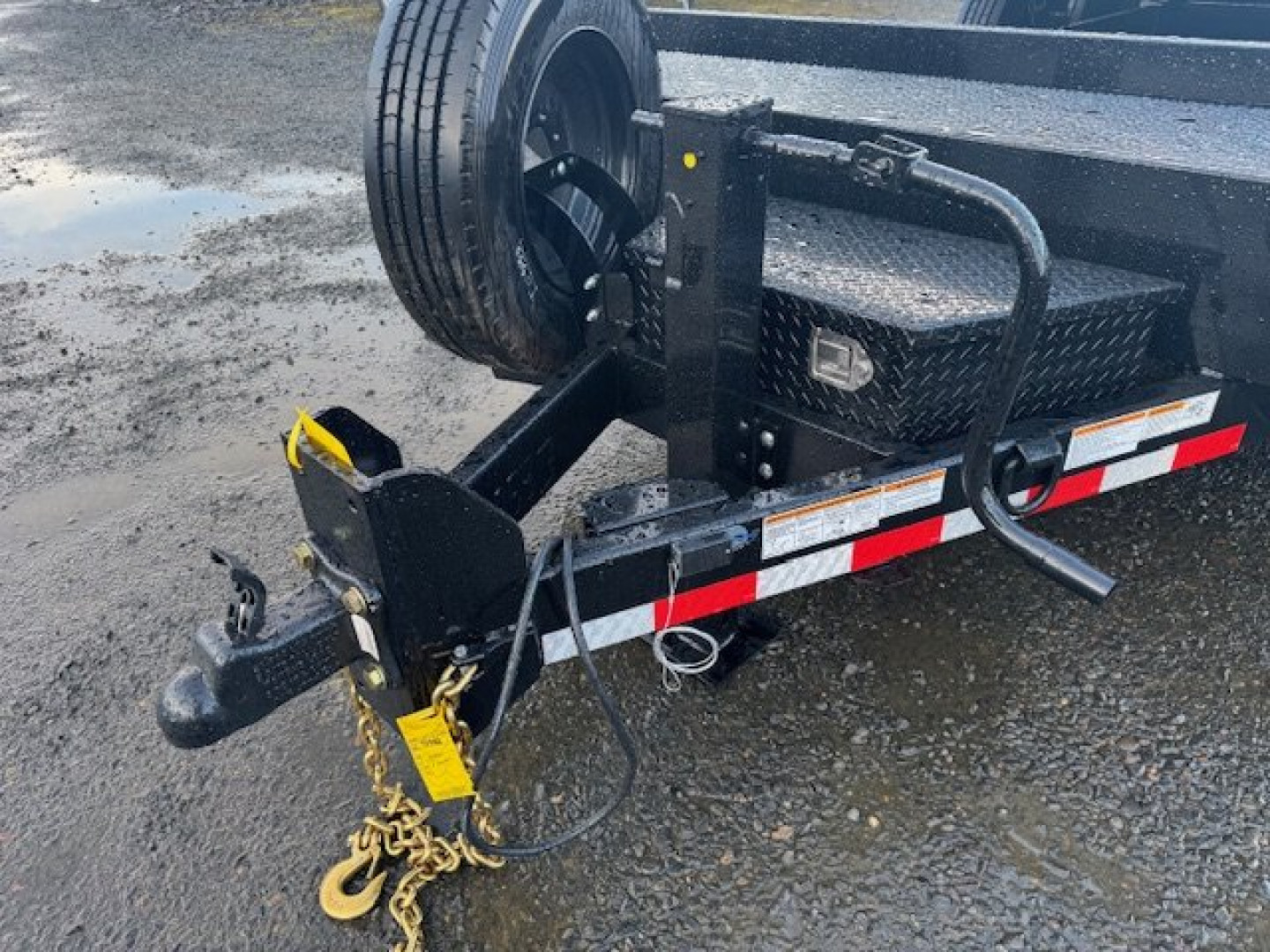 New 2025 Versatile Trailers SF204T-20K Tilt Trailer