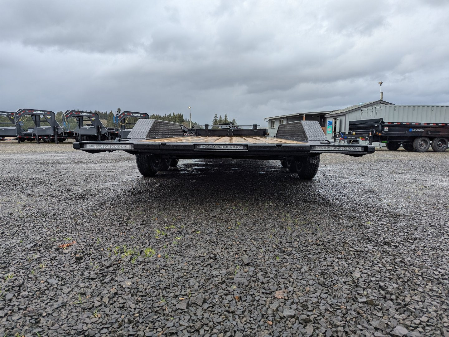 New 2025 Load Trail TH102X22/21K SPLIT Tilt Trailer