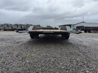 New 2025 Load Trail TH102X22/21K SPLIT Tilt Trailer