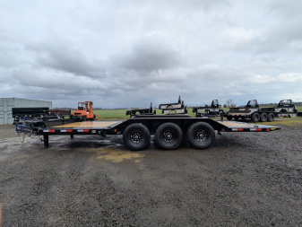 New 2025 Load Trail TH102X22/21K SPLIT Tilt Trailer