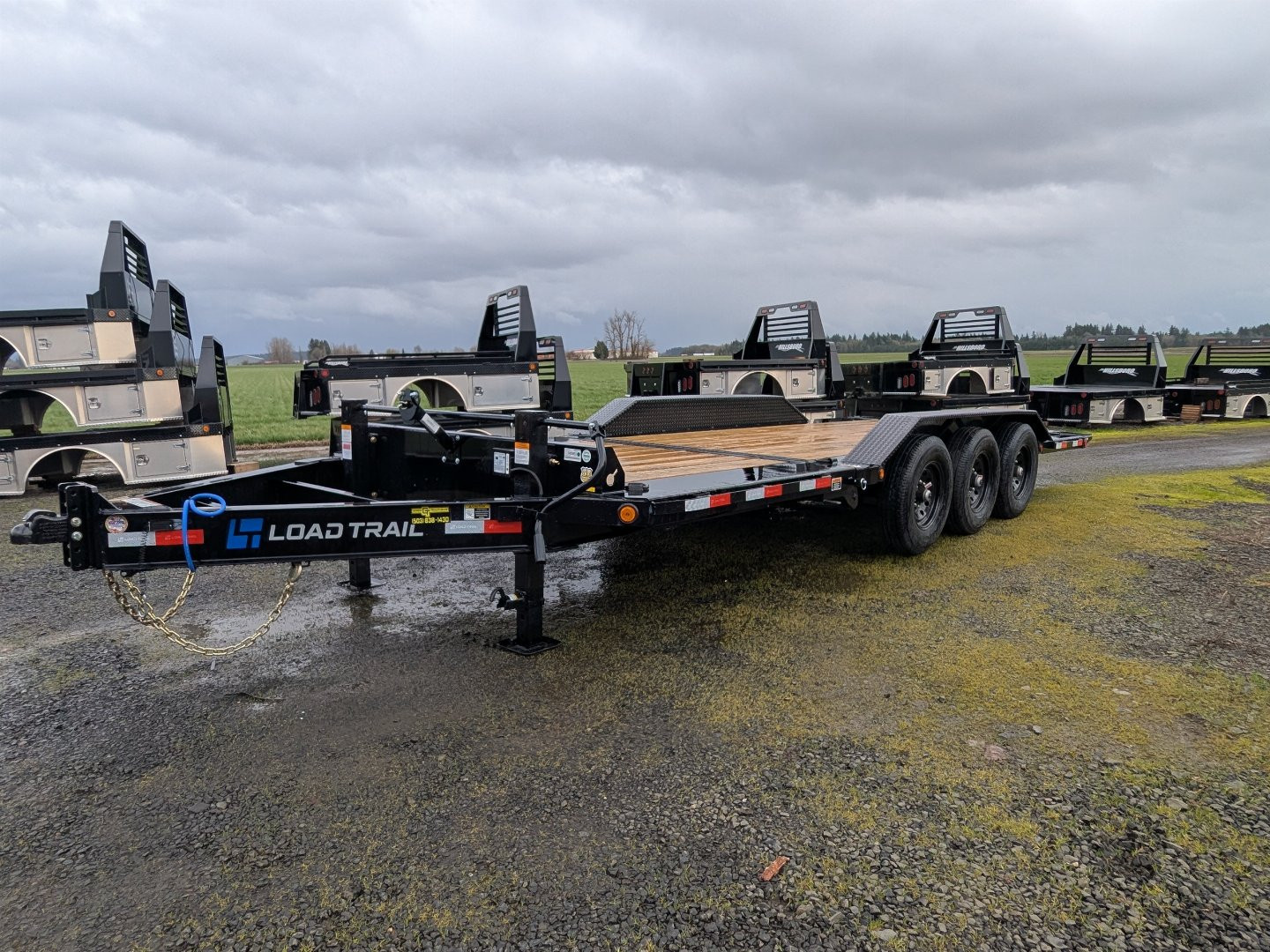 New 2025 Load Trail TH 102X22/21K SPLIT TILT Tilt Trailer