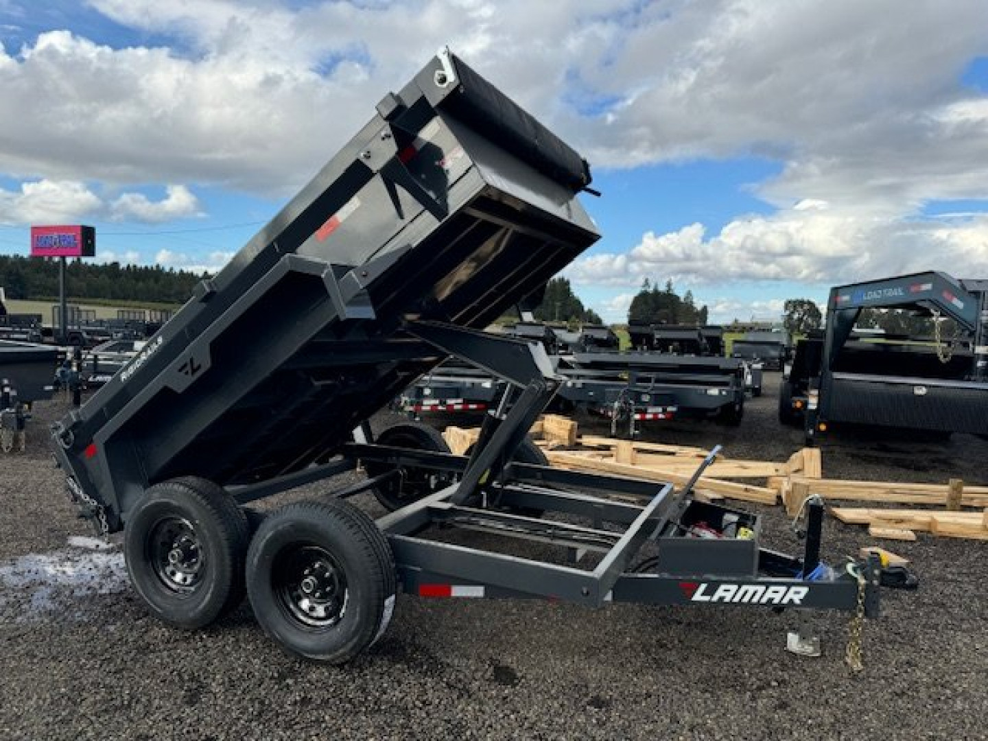 New 2025 Lamar Trailers 77"x10'/10K Dump Trailer 18" SIDES