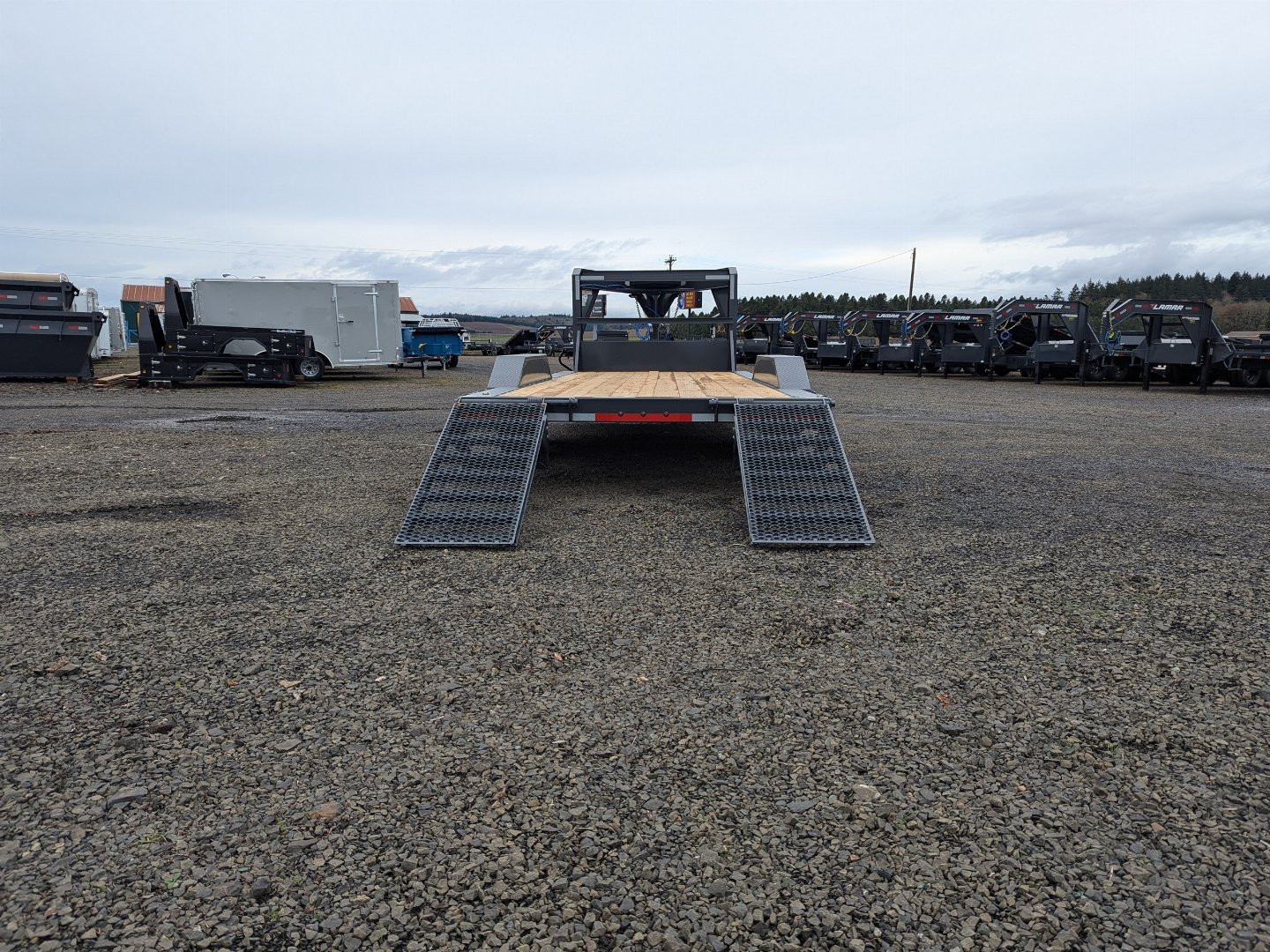 New 2025 LAMAR TRAILERS H6 102x20 16K GOOSENCK