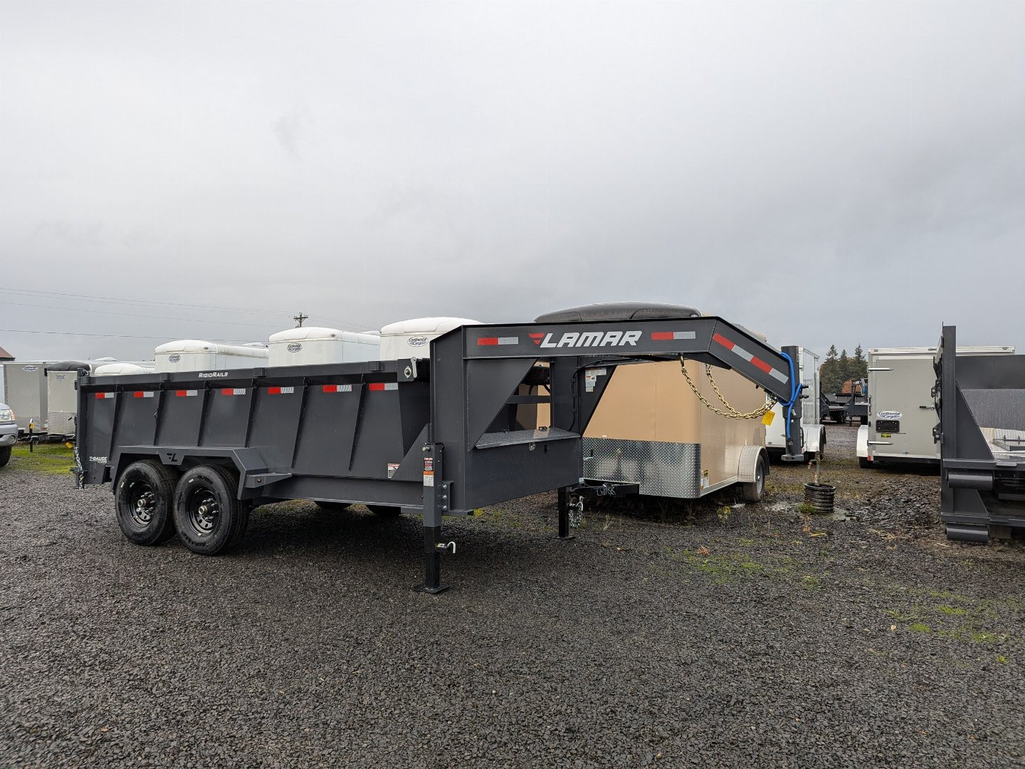 New 2025 Lamar Trailers 83x14/14K Trailer GOOSENECK DUMP