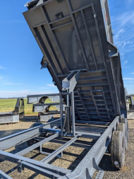 New 2025 Lamar Trailers DL 83" x 16' 21K