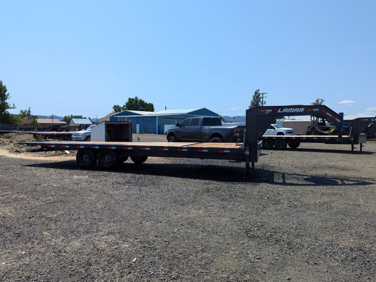 New 2025 Lamar Trailers Inc FA 102" x 26' 16K  Flatbed Trailer