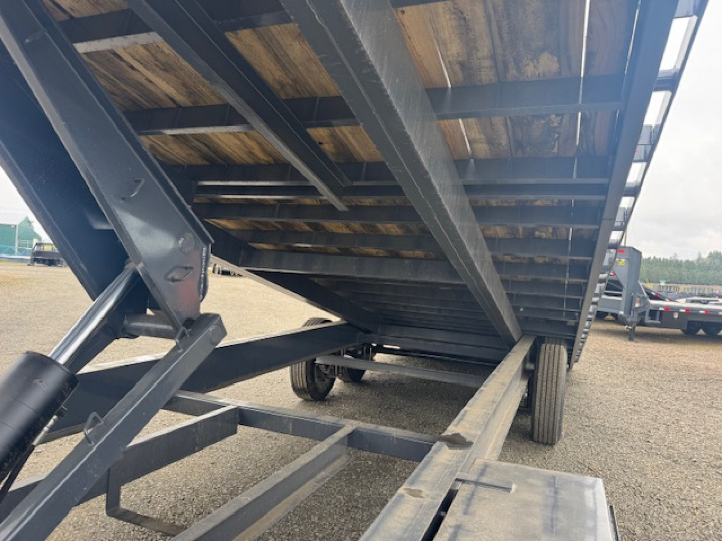 New 2025 Lamar Trailers Inc FA 102" x 26' 16K  Flatbed Trailer