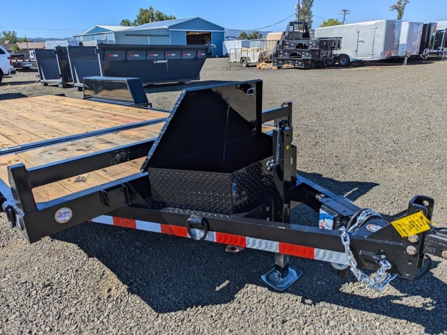 New 2024 Fabform Industries Split Tilt SF204T-10K Tilt Trailer