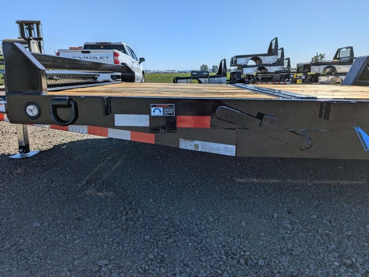 New 2024 Fabform Industries Split Tilt SF204T-10K Tilt Trailer