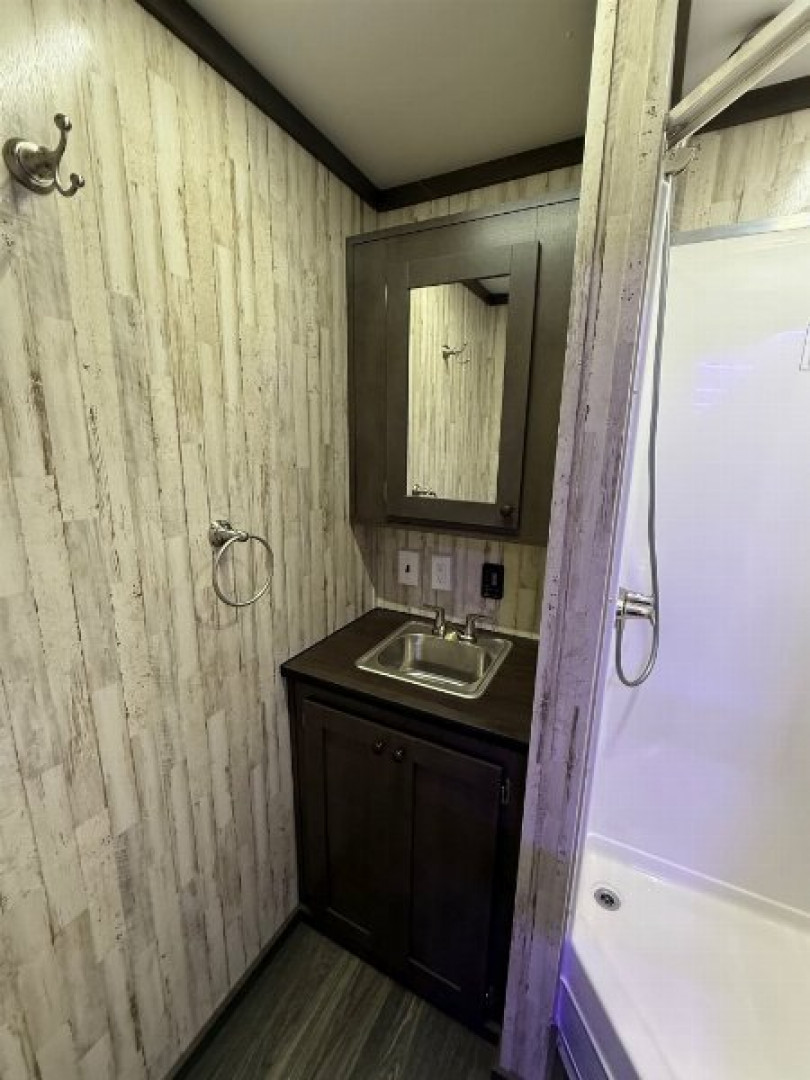 New 2025 CARGO MATE ELIMINATOR SS 8.5 X 34 BATHROOM