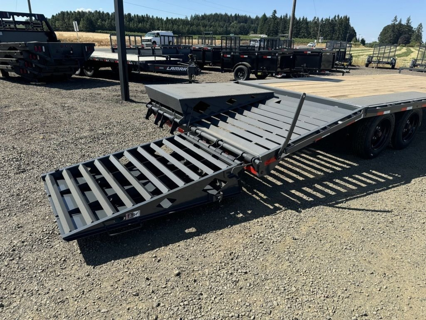 New 2024 Lamar Trailers Inc F8 102" X 24' 16k Deckover Trailer