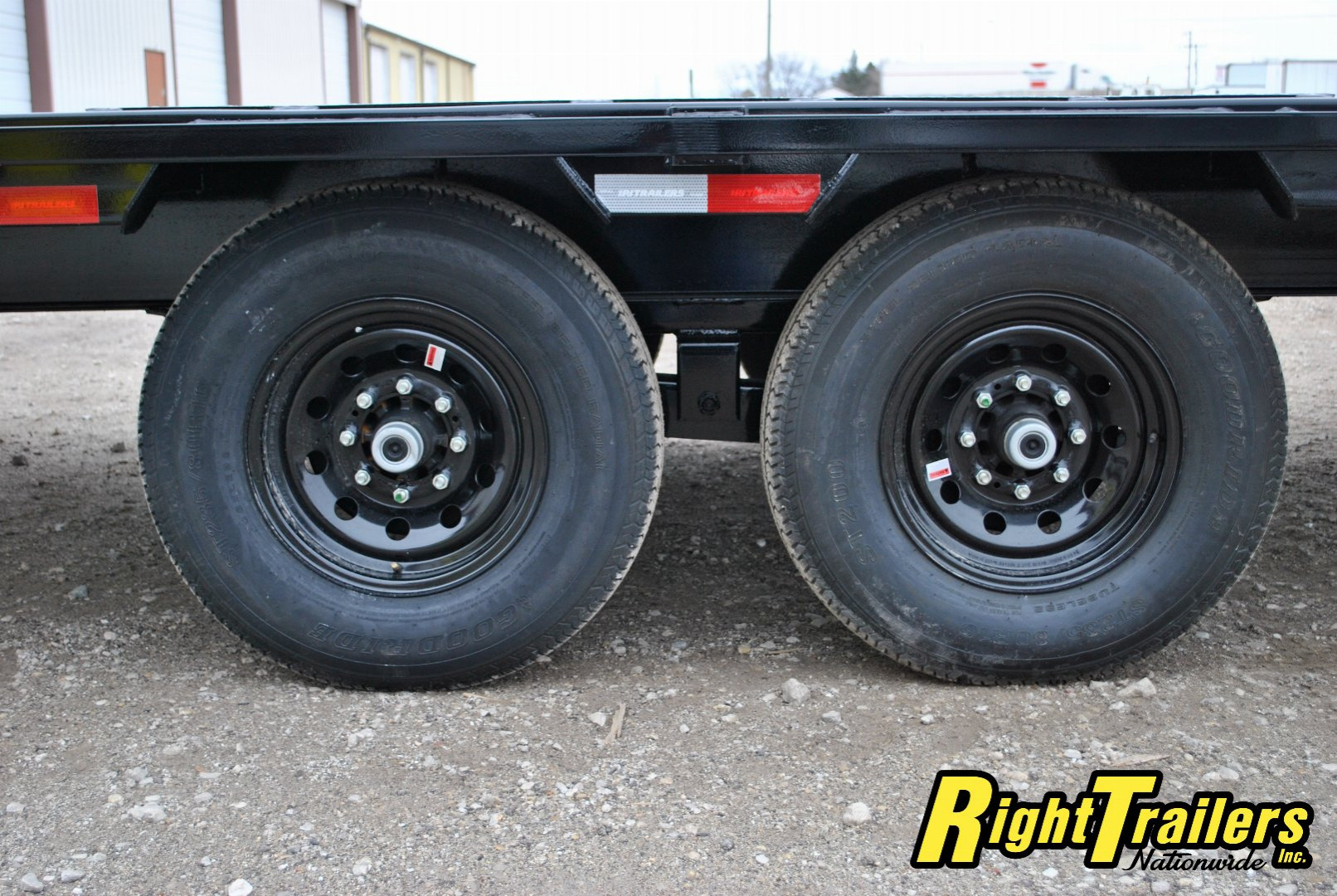 New 2025 8.5x40 PJ Gooseneck Equipment Trailer