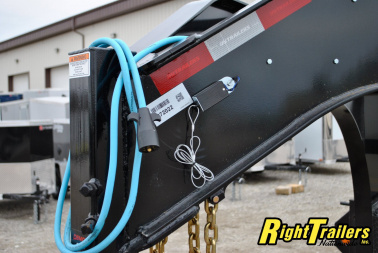 New 2025 8.5x40 PJ Gooseneck Equipment Trailer