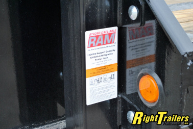 New 2025 8.5x40 PJ Gooseneck Equipment Trailer