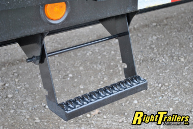 New 2025 8.5x40 PJ Gooseneck Equipment Trailer