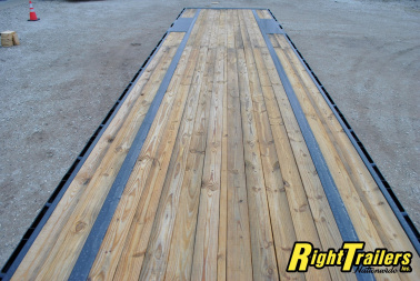 New 2025 8.5x40 PJ Gooseneck Equipment Trailer