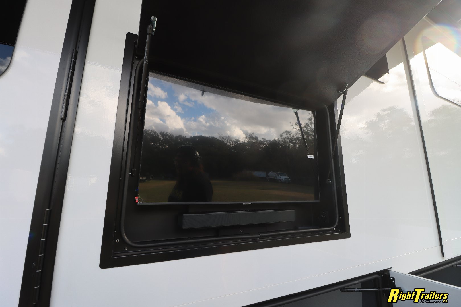 New 2026 Renegade RV 45CME with 2 baths