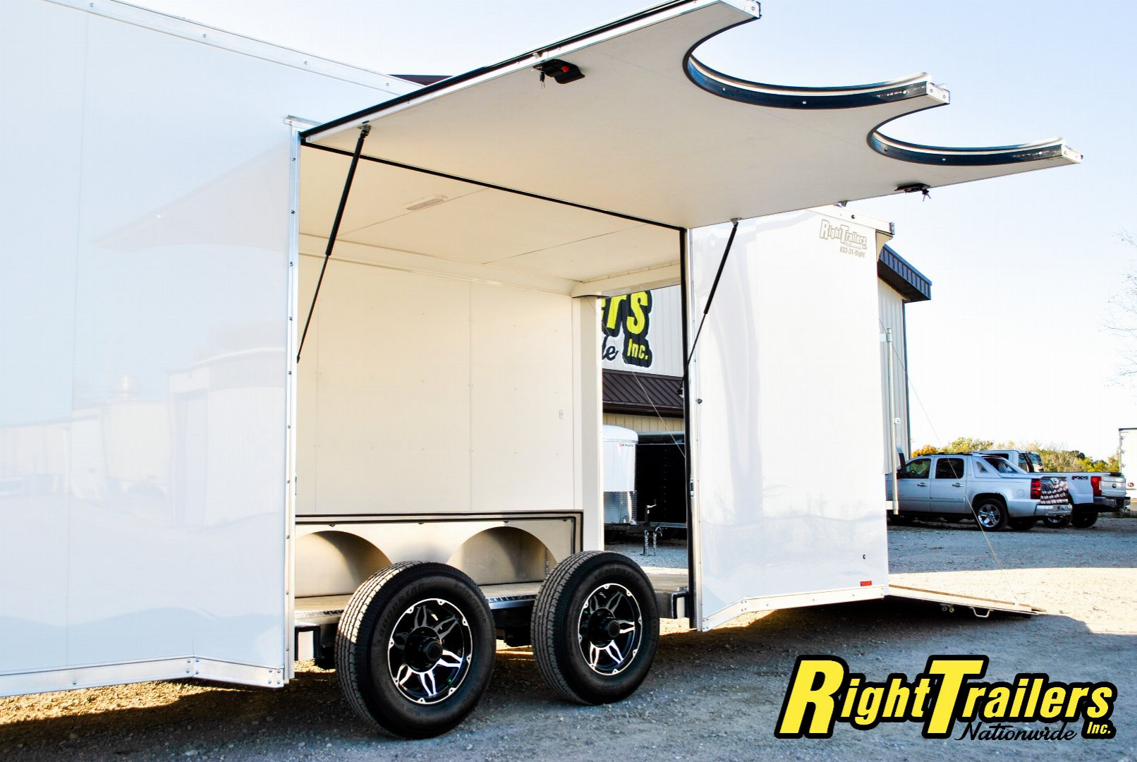 New 2025 8.5X24 RC Race Trailer