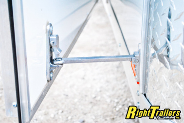 New 2025 8.5X24 RC Race Trailer