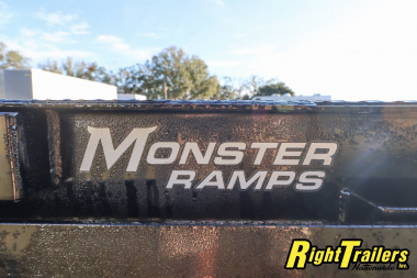 New 2025 8.5x24 PJ Deckover Equipment Trailer