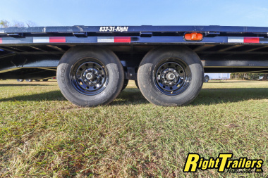 New 2025 8.5x24 PJ Deckover Equipment Trailer