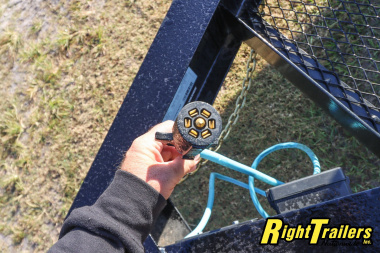 New 2025 8.5x24 PJ Deckover Equipment Trailer