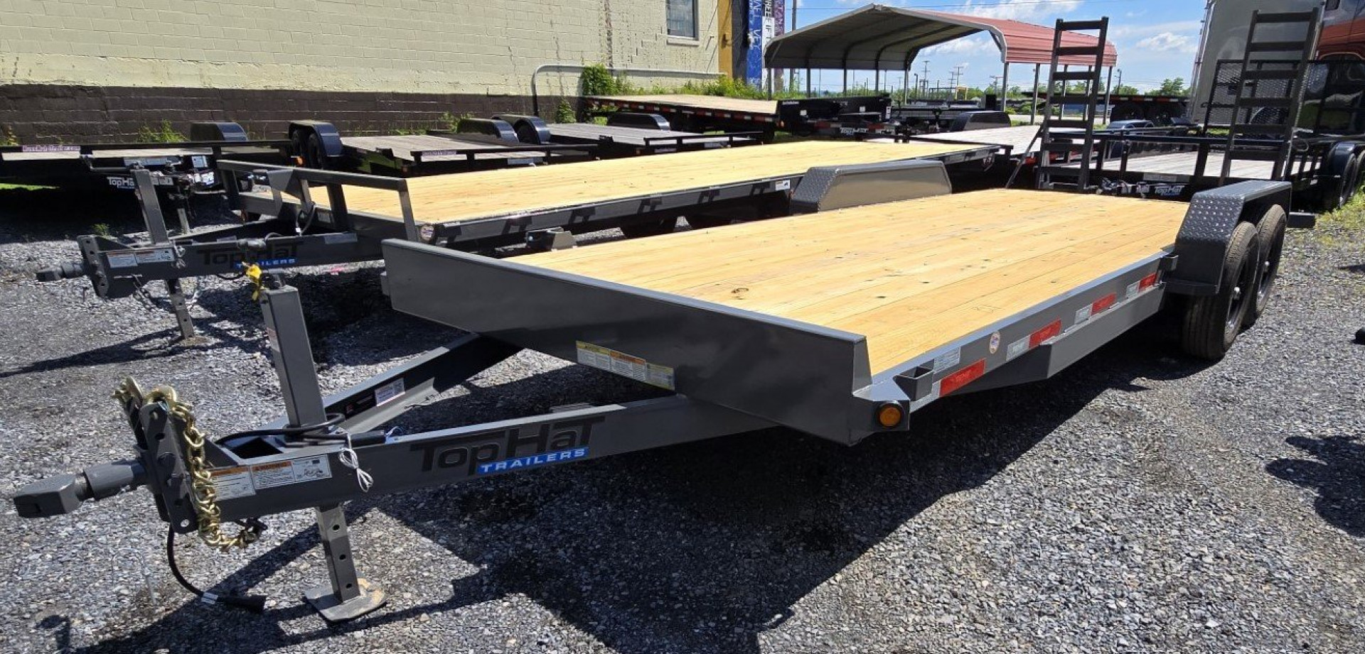 New 2025 Top Hat Trailers 7X20 Equipment Trailer
