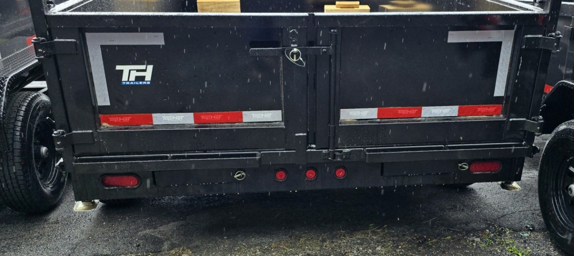 New 2025 Top Hat Trailers 7X14 Dump Trailer