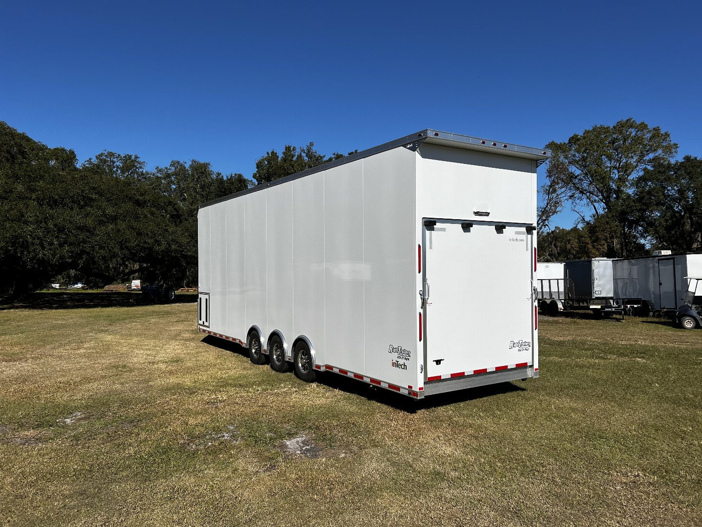 New 8.5x32 inTech Stacker