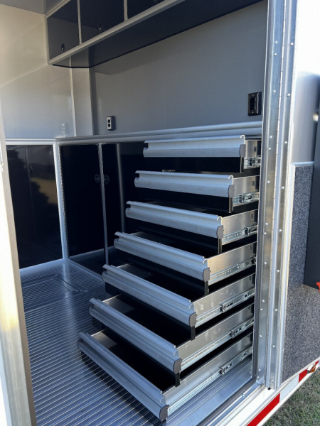 New 8.5x32 inTech Stacker