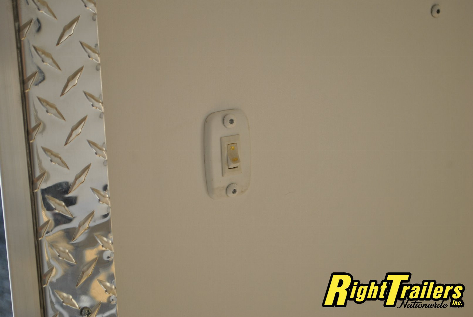 New 2025 8.5X24 RC TRAILER