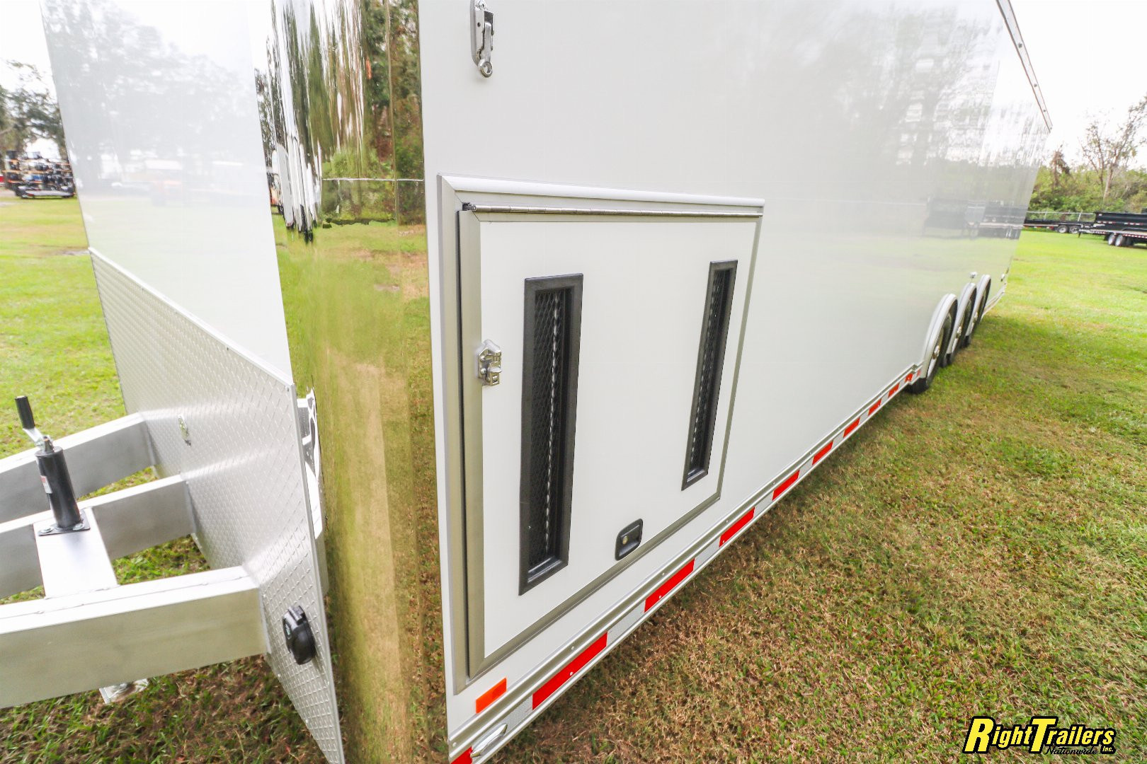 New 2025 inTech Trailers 8.5x34 Race Trailer