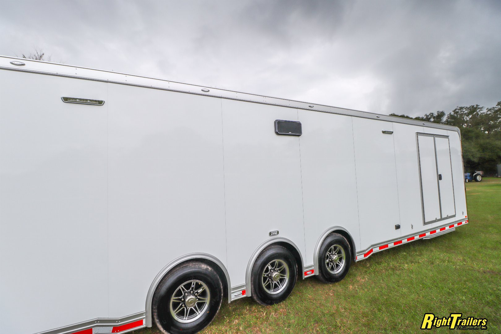 New 2025 inTech Trailers 8.5x34 Race Trailer