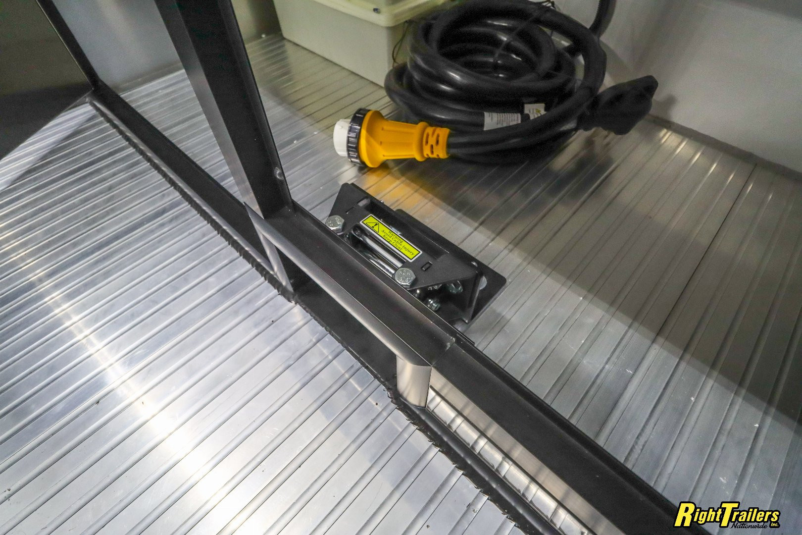 New 2025 inTech Trailers 8.5x34 Race Trailer